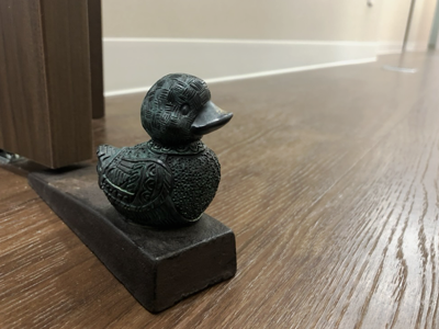 ドアストッパー